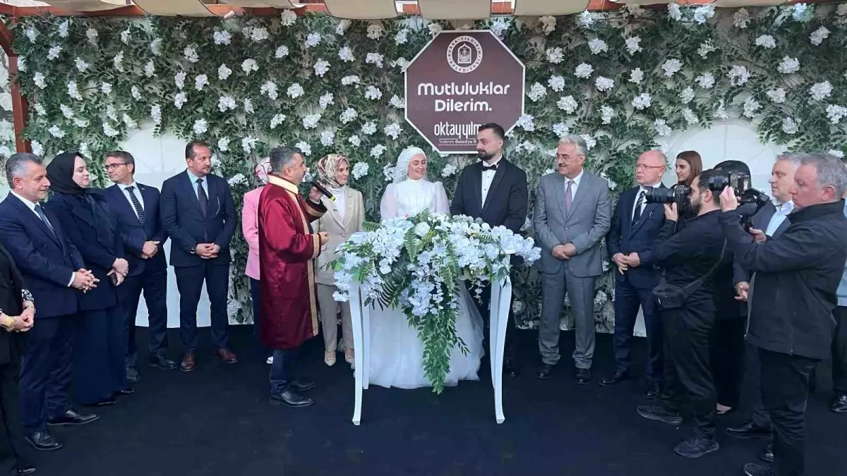 bakan goktas evlilik kredisi kullanan cifte nikah sahidi oldu OEcjQkTB.jpg