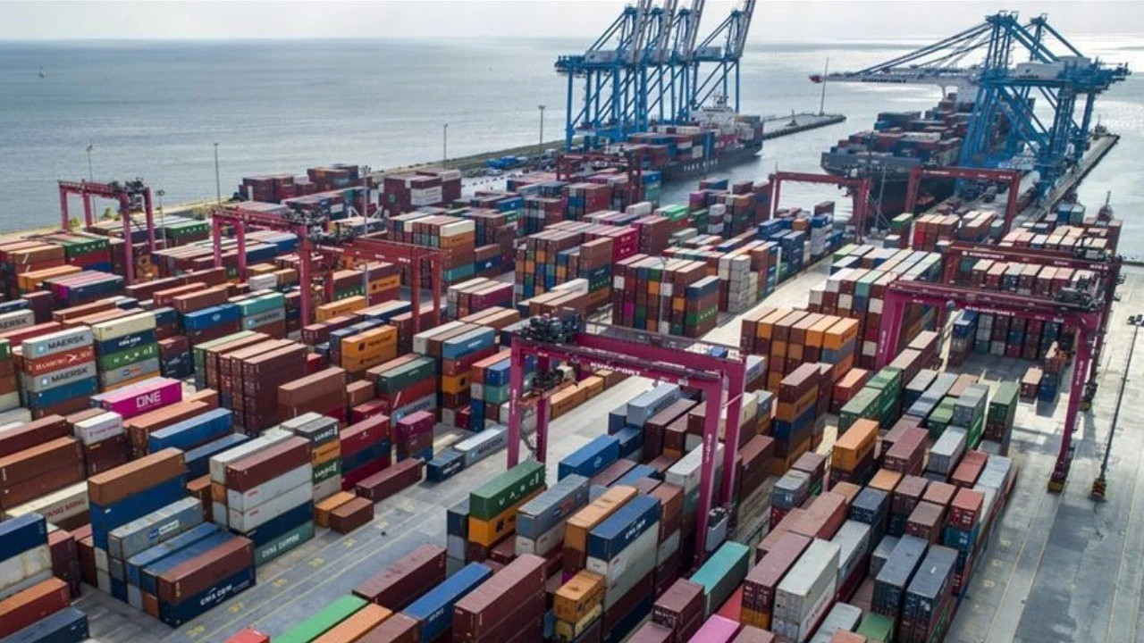 Hizmet Ticaretinde Büyük Firmaların Dominasyonu: İhracatın Yüzde 62’si Dev Şirketlerden