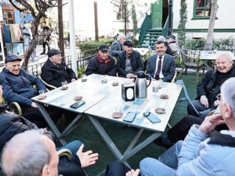 Denizlide emekli evime yogun ilgi lSwA2813